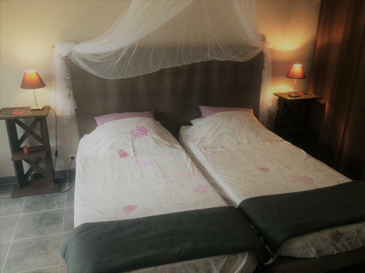 Les Deux Chemins Hotel Mons  ภายนอก รูปภาพ