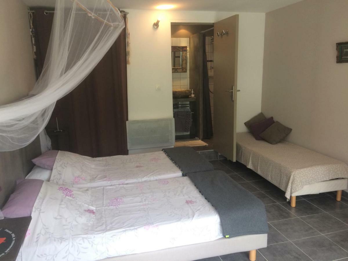 Les Deux Chemins Hotel Mons  ภายนอก รูปภาพ
